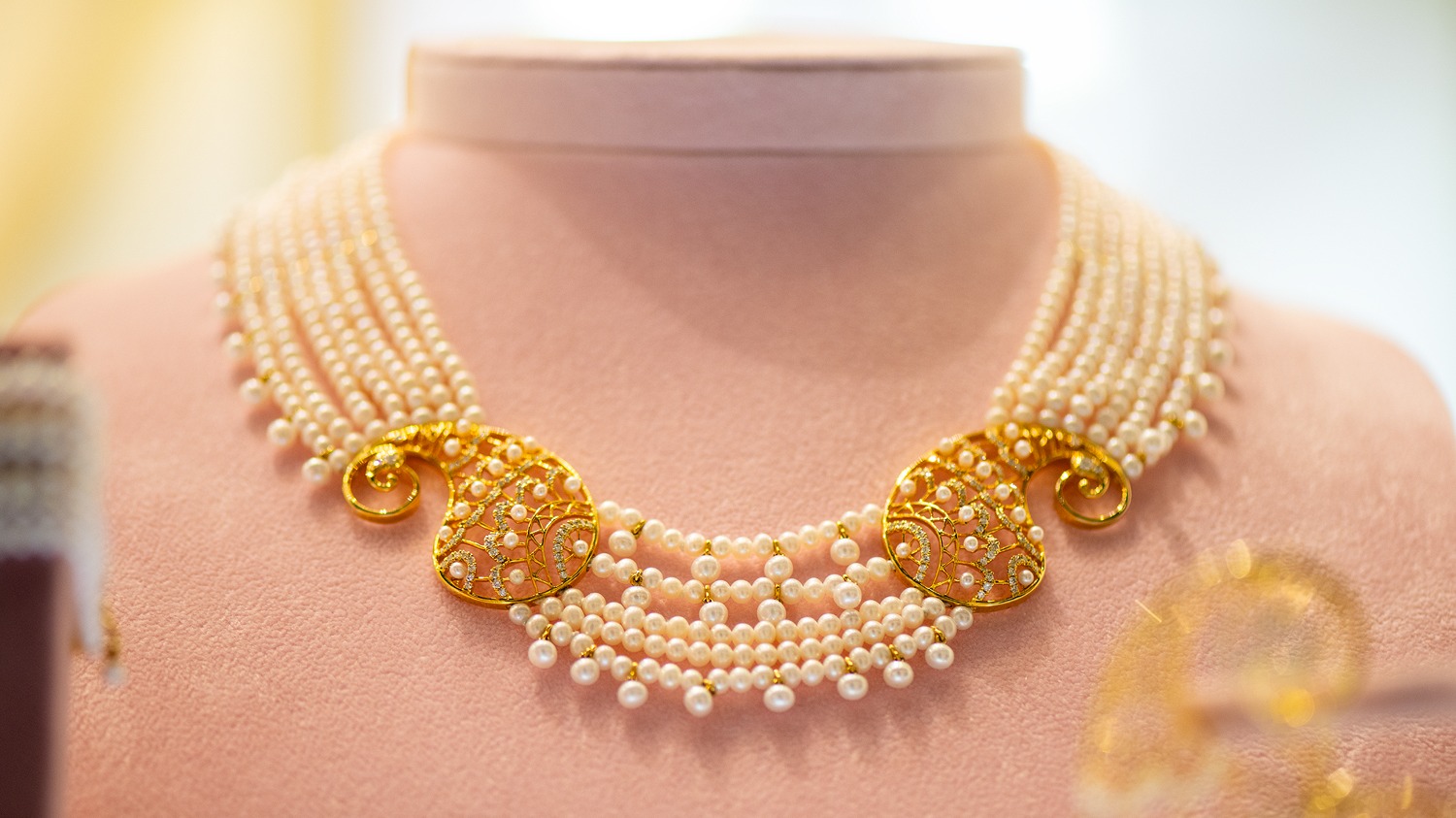 Pearls of Qatar, shedding light on their history, legacy, and heritage