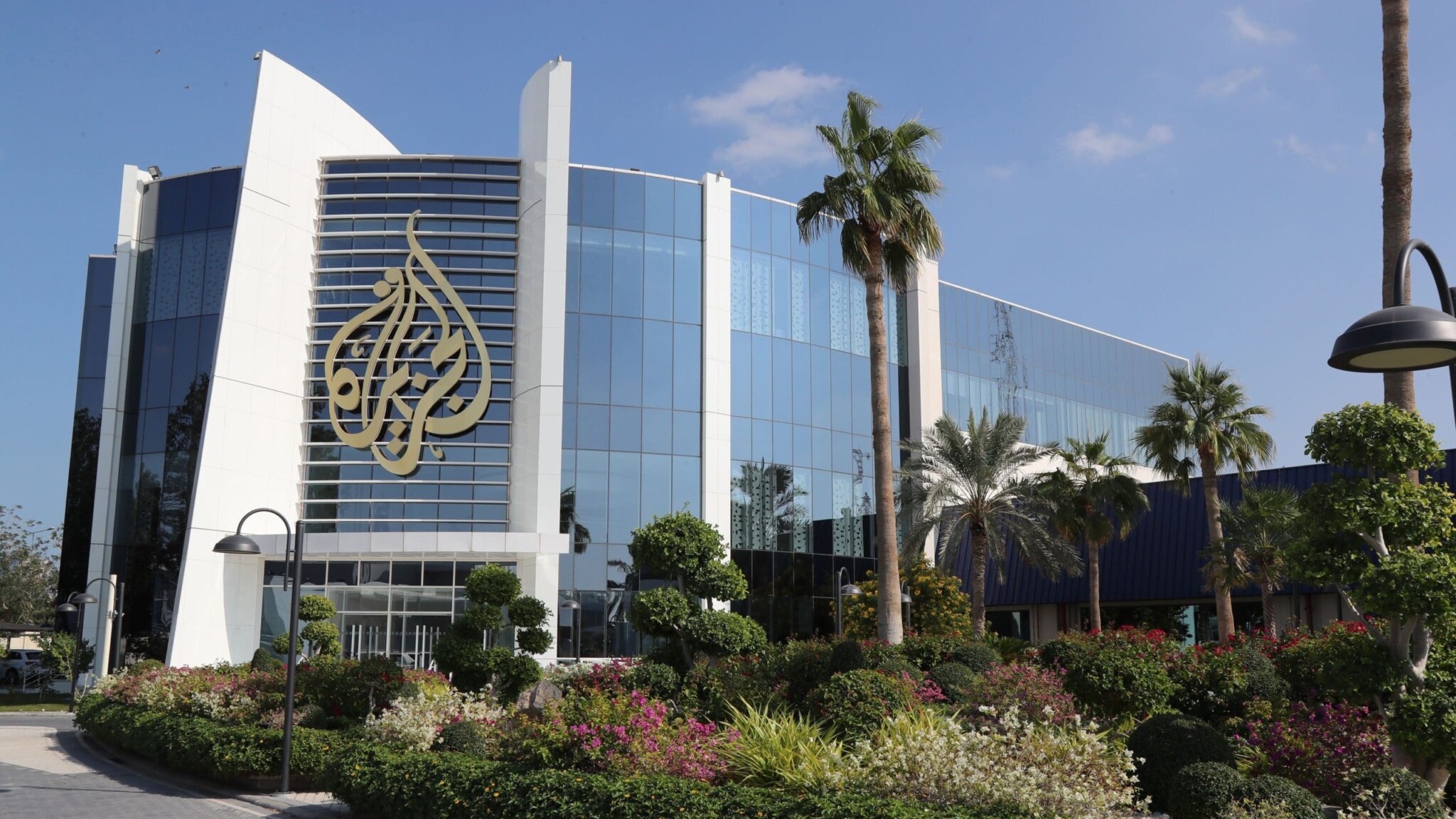 Israeli Police Raids Al Jazeera Office and Shuts Down Broadcast in Israel