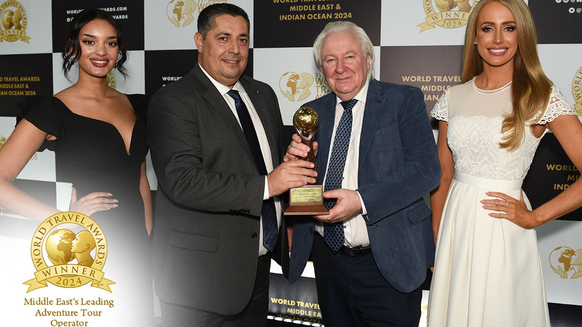 Doha Bus Wins Middle East’s Leading Adventure Tour Operator Award for Second Consecutive Year