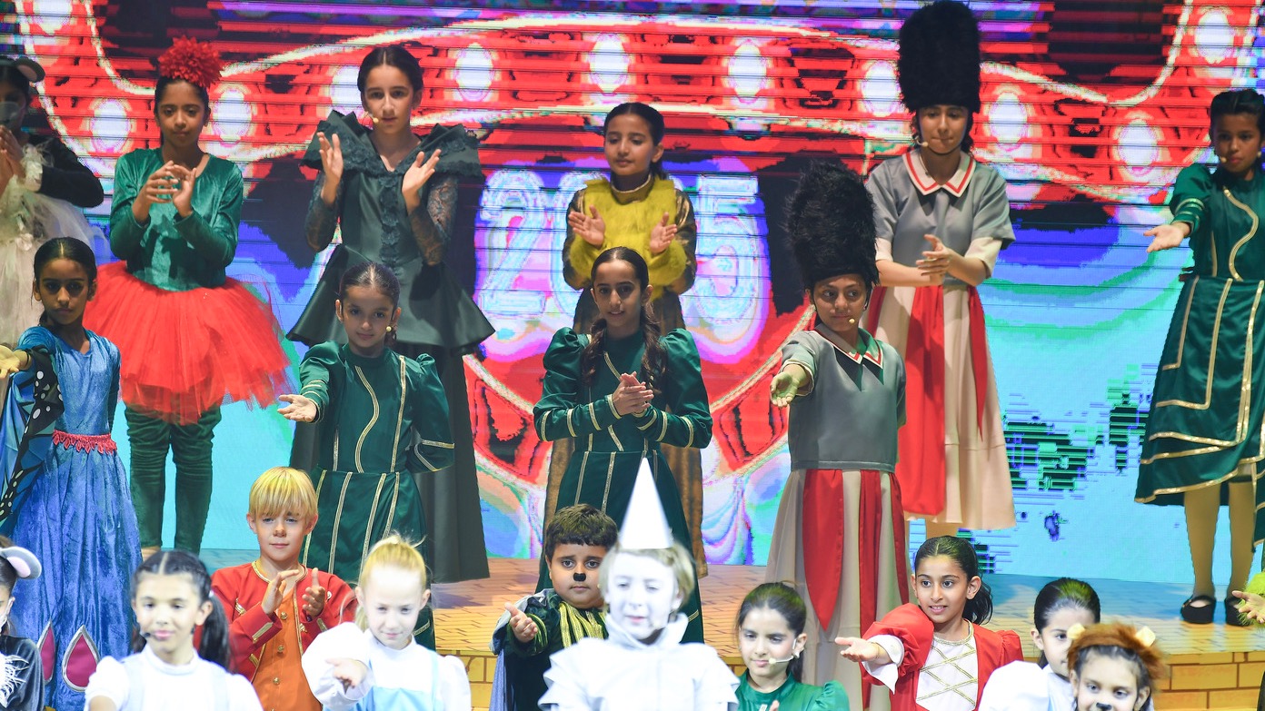 QF’s WCM-Q graduate supports her daughter’s passion through showtime!